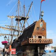 PICTURES: 17th century Spanish ship docks at Poole Quay