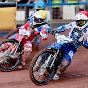 Poole Pirates beat reigning champions Glasgow Tigers to move seven points clear at the top