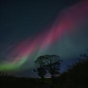 It can be quite tricky to take a picture of the Northern Lights, but there are some ways to improve your chances