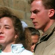 Susan and David Smith addressing reporters in 1994 (Mary Ann Chastain/AP)