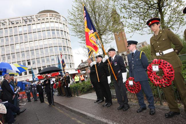 A memorial has been unveiled to the 130 people who died in a German air raid on Mary 23, 1943. Twenty two buildings across Bournemouth were destroyed, including the Metropole hotel ,where servicemen were staying. 