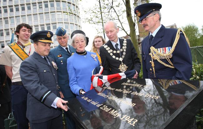 A memorial has been unveiled to the 130 people who died in a German air raid on Mary 23, 1943. Twenty two buildings across Bournemouth were destroyed, including the Metropole hotel ,where servicemen were staying. 