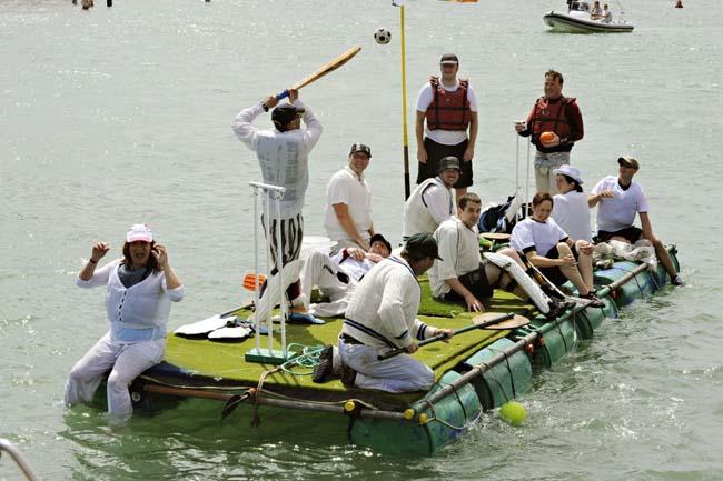 Thousands turned out for the Mudeford annual RNLI fundraiser