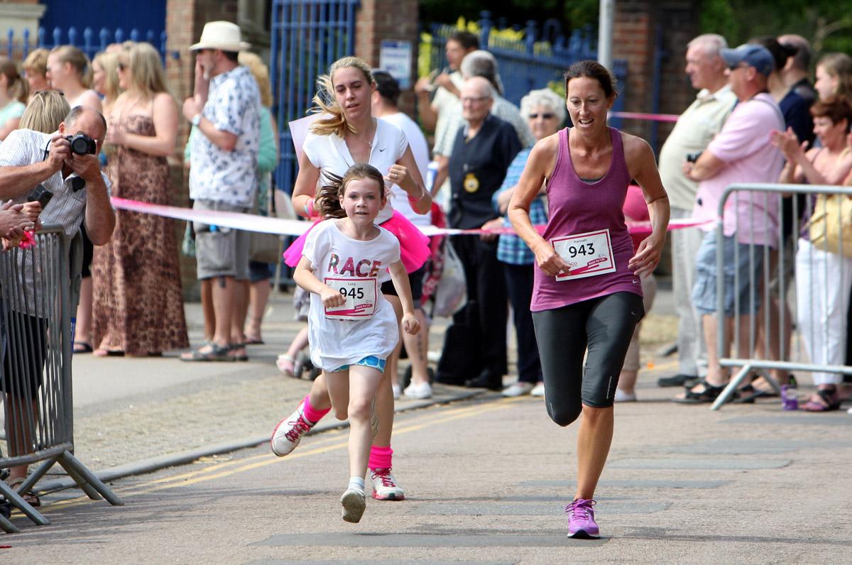 Pictures of the 5k AM and PM races from Poole Park Race For Life 2014