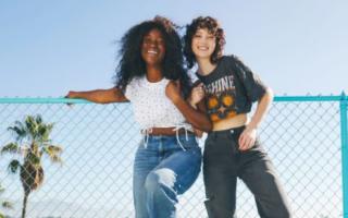 Hollister launches spring sale giving its customers 30 percent off clothing (Hollister)