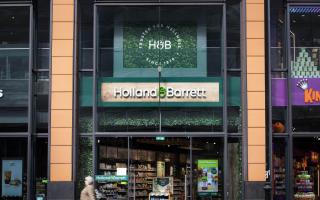 Enjoy a summer of wellness with Holland & Barrett huge sale on over 1000 products (Holand & Barrett)