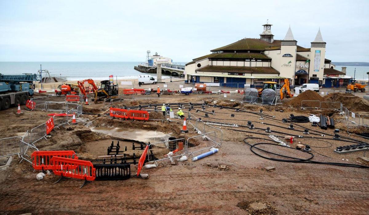 Work being carried out on the new seafront and tourism information kiosk and water play features between November 2014 and April 2015. 