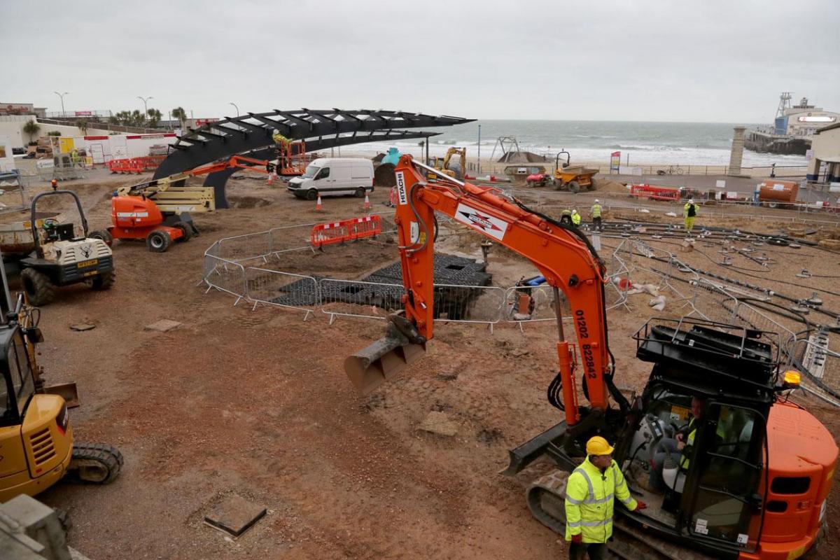 Work being carried out on the new seafront and tourism information kiosk and water play features between November 2014 and April 2015. 