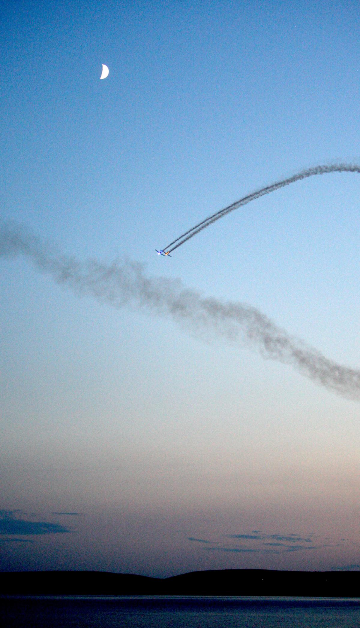 Dusk display pictures from day two of the Bournemouth Air Festival by Richard Crease