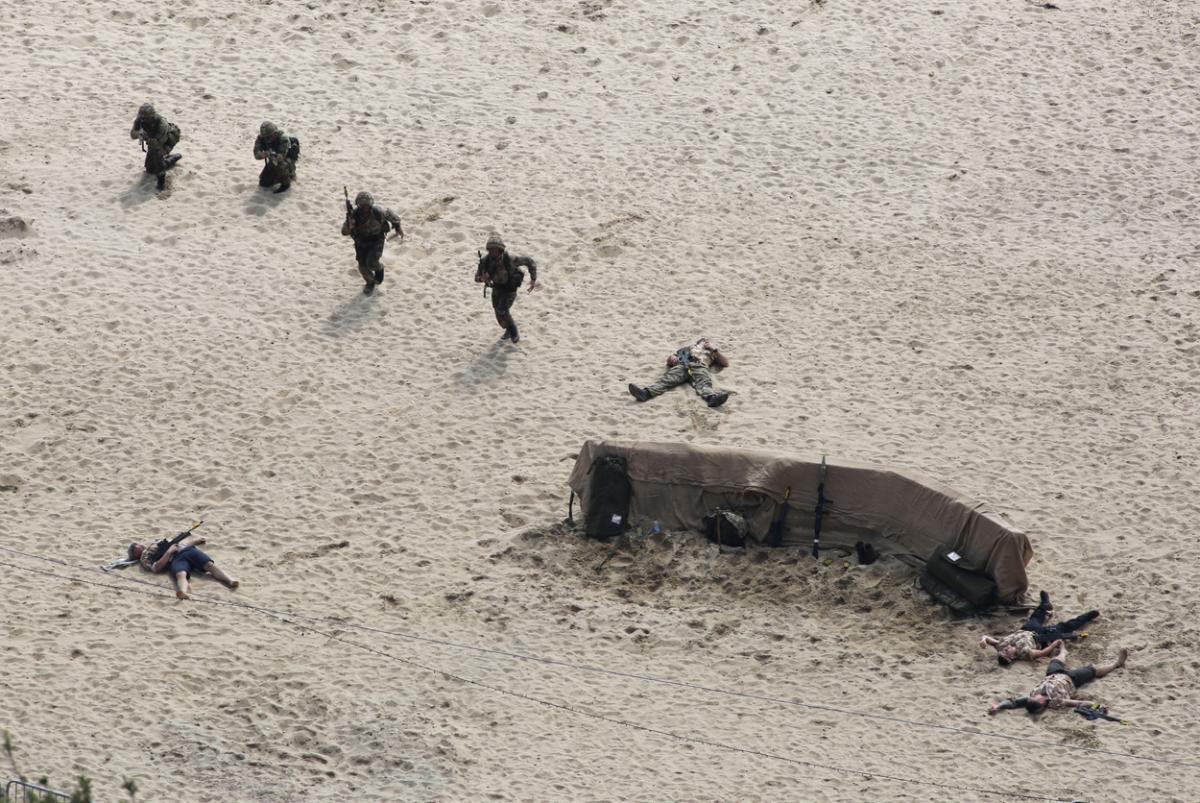 Day three at the Bournemouth Air Festival 2015. Pictures by Richard Crease, from the roof of the Cumberland Hotel.