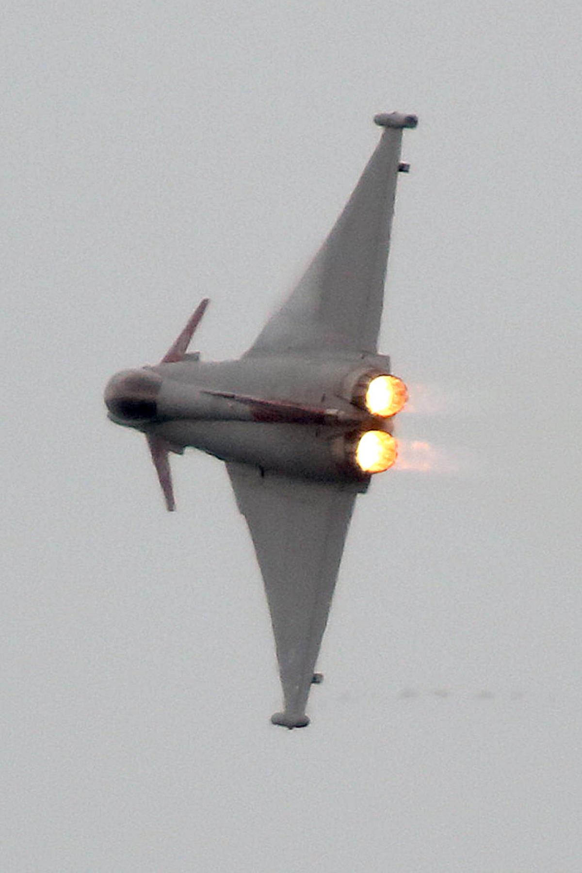 Day three at the Bournemouth Air Festival 2015. Pictures by Richard Crease, from the roof of the Cumberland Hotel.